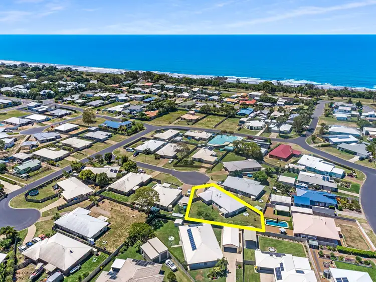 8 Satinwood Court, Moore Park Beach QLD 4670