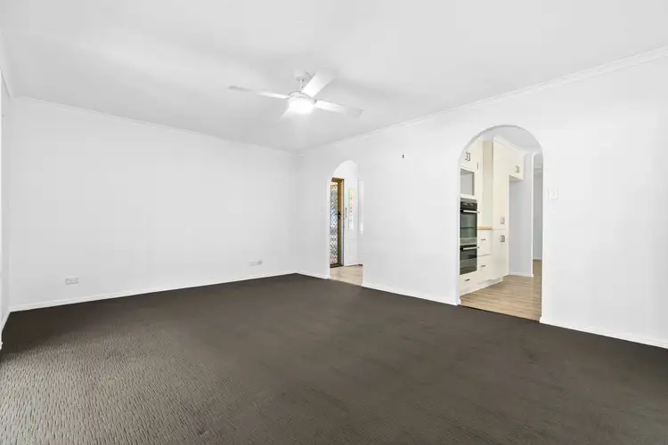Sixth view of Homely house listing, 19 Rohan Way, Kawungan QLD 4655