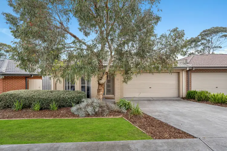 27/105 McMahons Road, Frankston VIC 3199