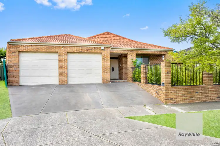 23 Charlesworth Crescent, Burnside VIC 3023