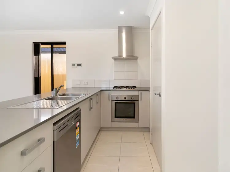 Sixth view of Homely house listing, 3/10 Gillson Mews, Baldivis WA 6171