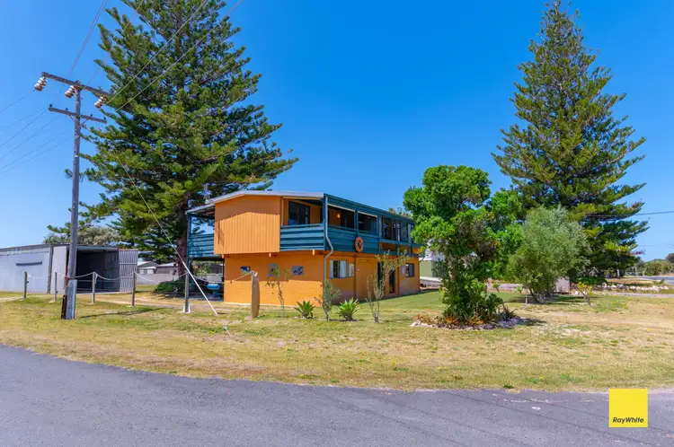 21 Gee Street, Lancelin WA 6044