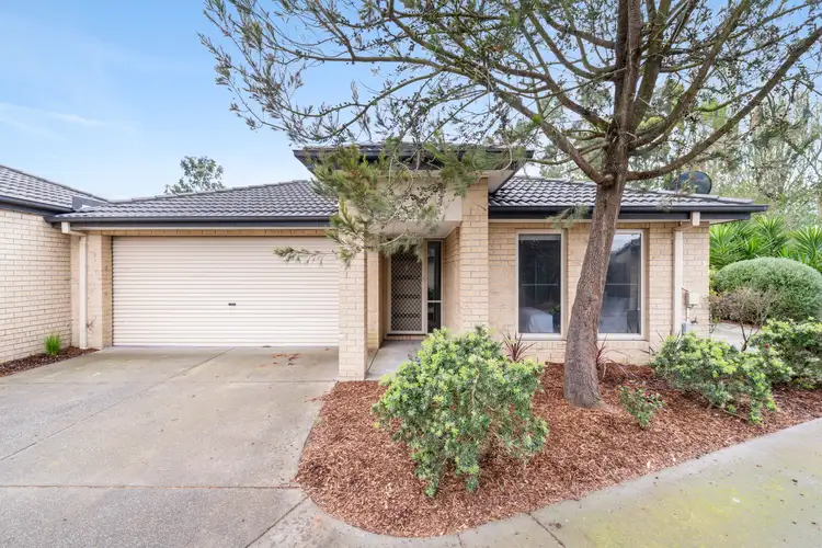 Main view of Homely unit listing, 2/162 Union Road, Langwarrin VIC 3910