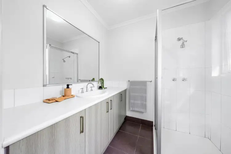 Third view of Homely unit listing, 2/162 Union Road, Langwarrin VIC 3910