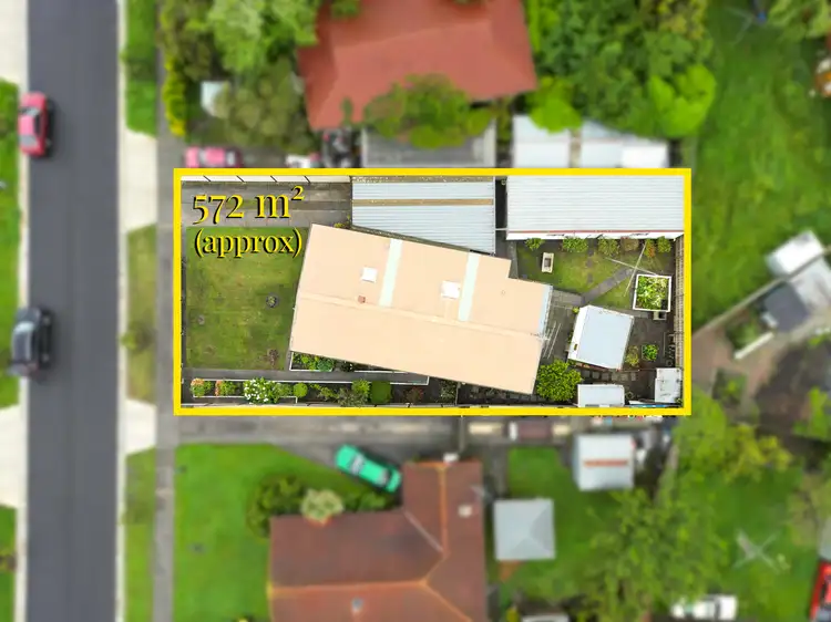 Second view of Homely house listing, 27 Tatura Crescent, Broadmeadows VIC 3047