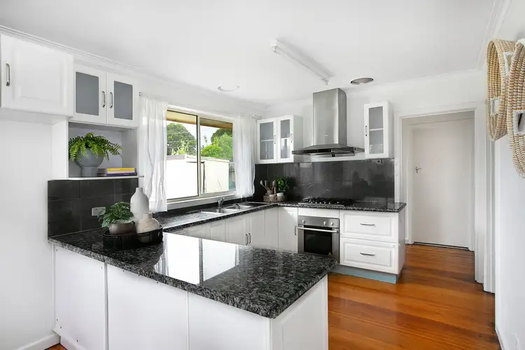 Fifth view of Homely house listing, 137 Cheddar Road, Reservoir VIC 3073