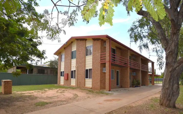 30 Eagle Street, Longreach QLD 4730