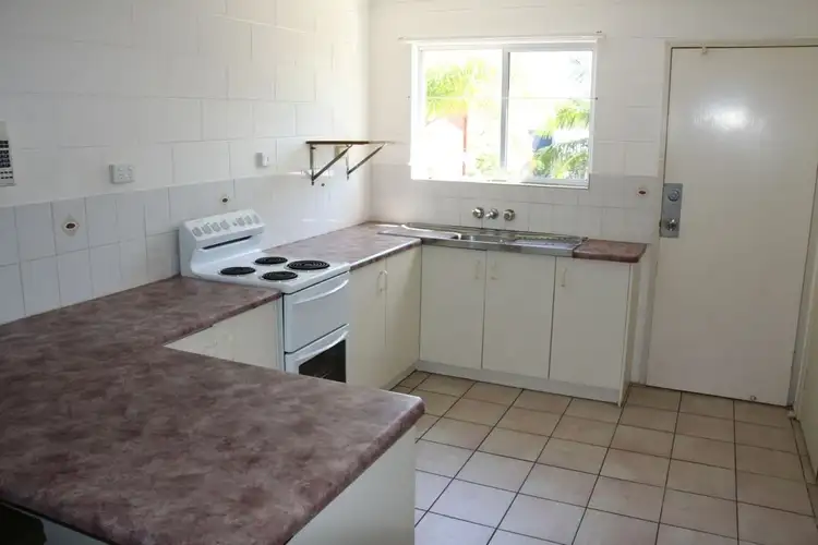 Third view of Homely unit listing, 5/4 Elizabeth Street, Tannum Sands QLD 4680