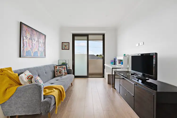 Sixth view of Homely townhouse listing, 1/26 Tarella Road, Chelsea VIC 3196