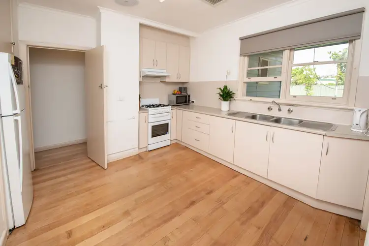 Fifth view of Homely house listing, 104 Thurla Street, Swan Hill VIC 3585
