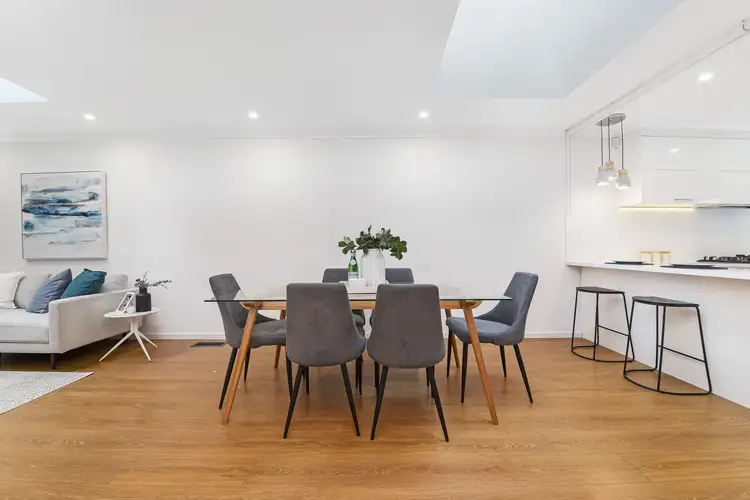 Fourth view of Homely unit listing, 3/423-425 Waverley Road, Mount Waverley VIC 3149
