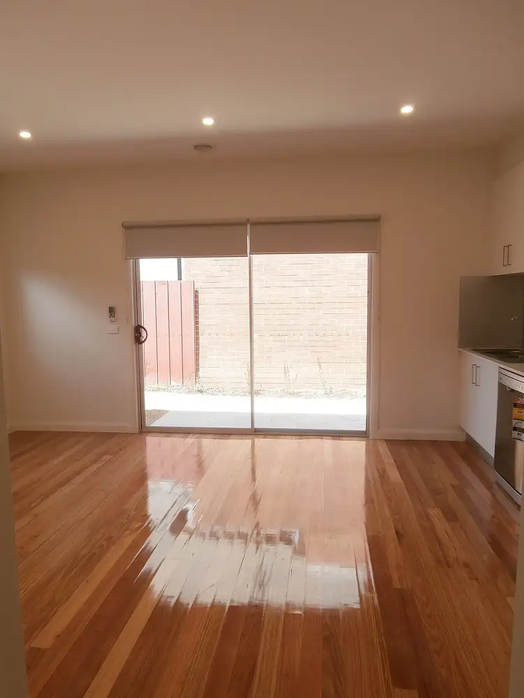 Third view of Homely unit listing, 4/9 Spring Street, Thomastown VIC 3074