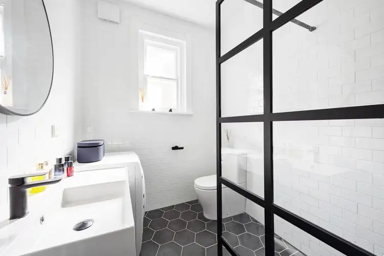 Fifth view of Homely apartment listing, 4/18 Waruda Street, Kirribilli NSW 2061