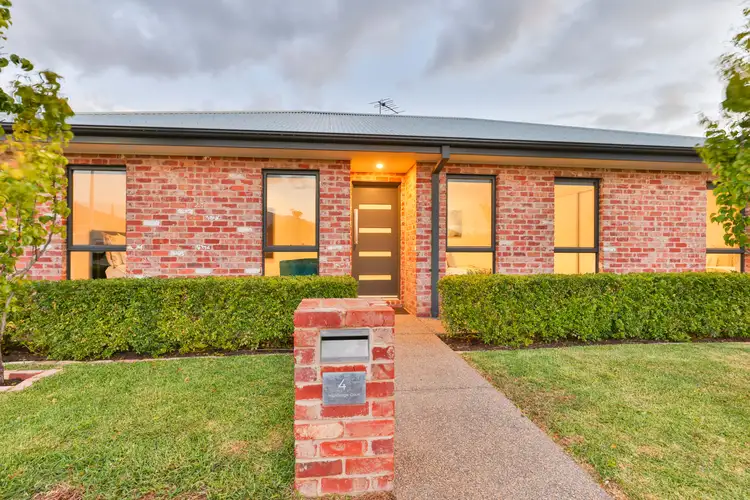 Second view of Homely house listing, 4 Highbridge Court, Mildura VIC 3500