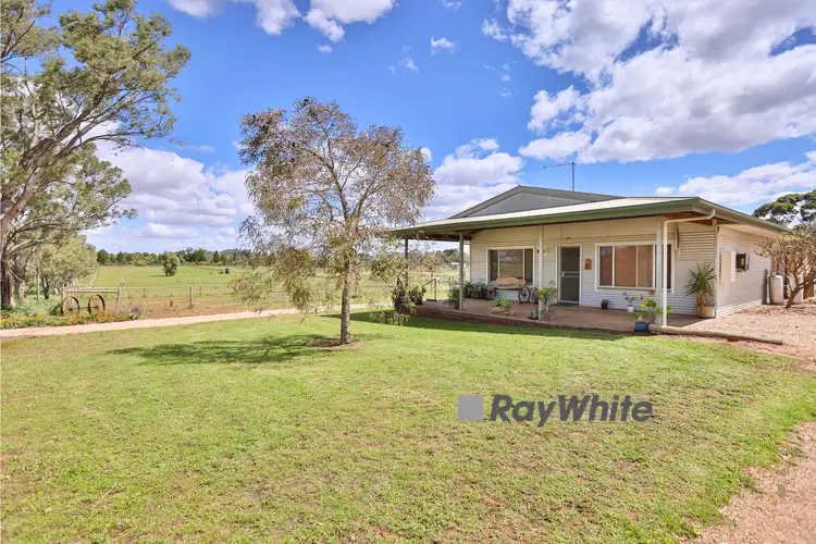 Main view of Homely house listing, 90 Carwarp Avenue, Irymple VIC 3498