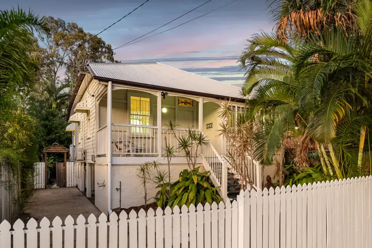 90 Lawson Street, Morningside QLD 4170