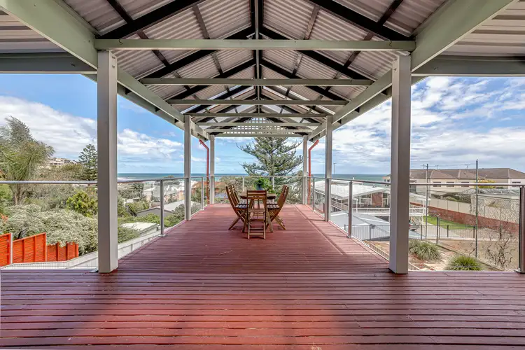 15 Marine Avenue, Hallett Cove SA 5158