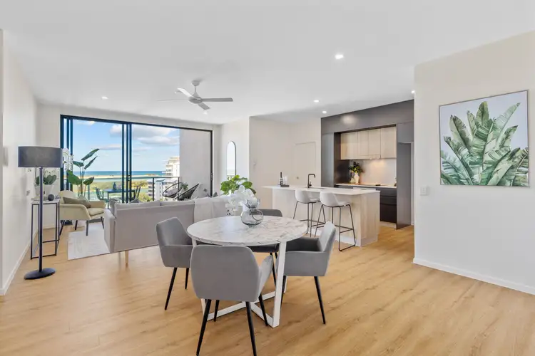 72/20 Beach Road, Maroochydore QLD 4558