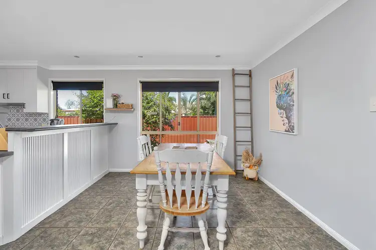 Sixth view of Homely house listing, 10 Coaker Drive, Emerald QLD 4720