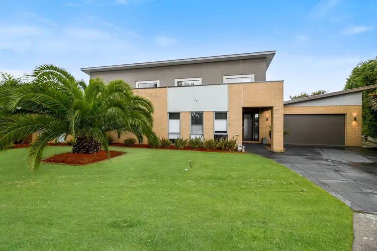 6 Talinga Court, Berwick VIC 3806
