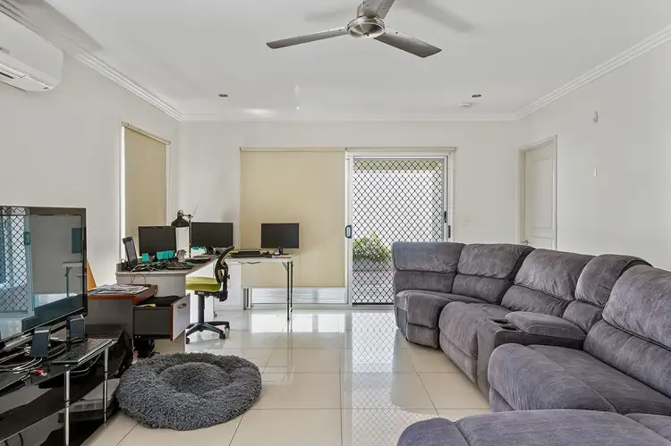 Fifth view of Homely semi-detached listing, 5B Morgan Place, Emerald QLD 4720
