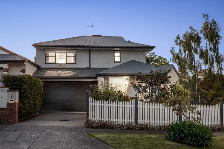 6 Poole Street, Burwood VIC 3125