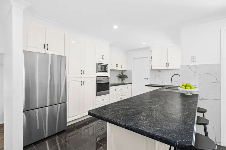 Fourth view of Homely house listing, 7 Baronda Close, Flinders NSW 2529