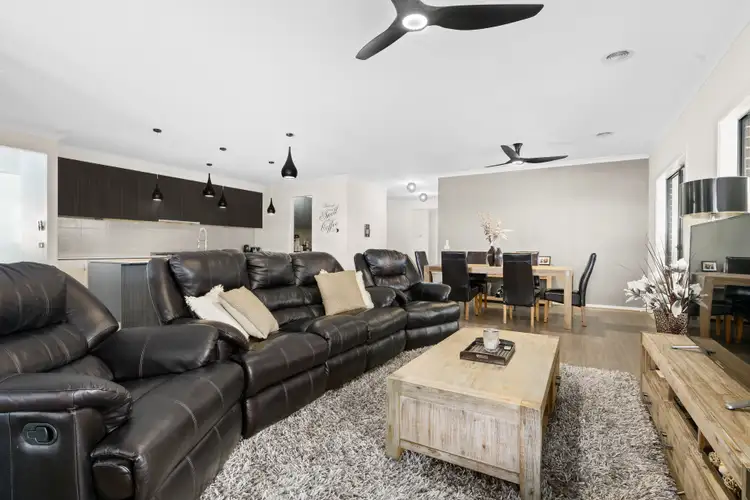 Sixth view of Homely house listing, 40 Gyrfalcon Way, Doreen VIC 3754