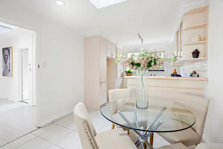 Fifth view of Homely unit listing, 2/15 Yerrin Street, Balwyn VIC 3103