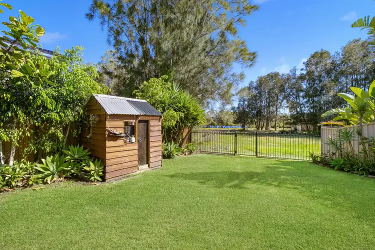 Second view of Homely house listing, 10 Arrunga Close, Davistown NSW 2251