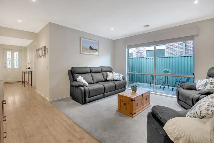 Fifth view of Homely house listing, 8 Penola Place, Craigieburn VIC 3064
