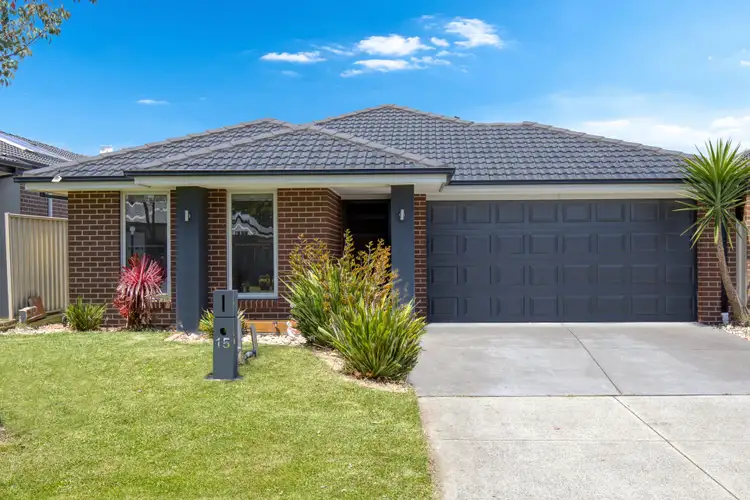 15 Isabel Street, Pakenham VIC 3810