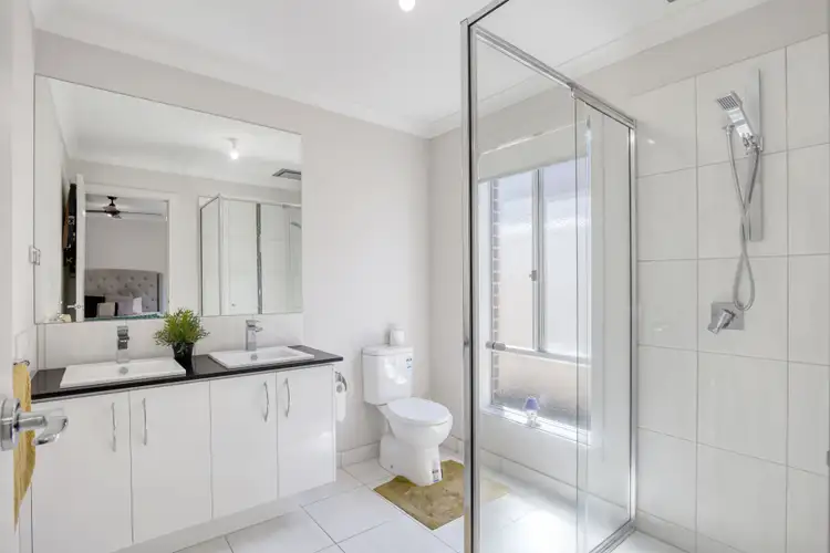 Fourth view of Homely house listing, 15 Isabel Street, Pakenham VIC 3810