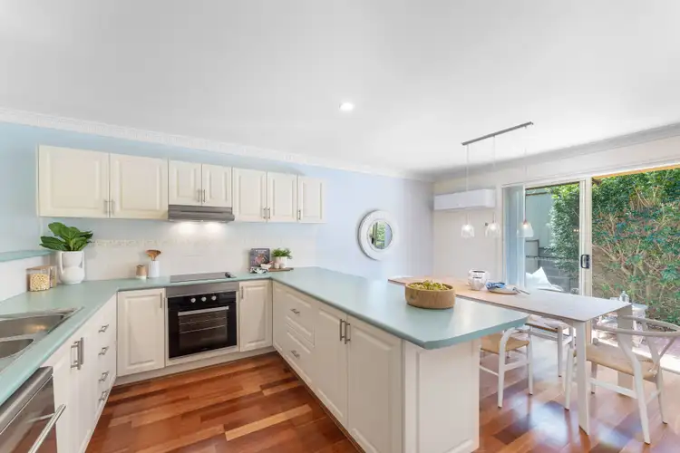 Third view of Homely villa listing, 2/33 Stuart Street, Helensburgh NSW 2508