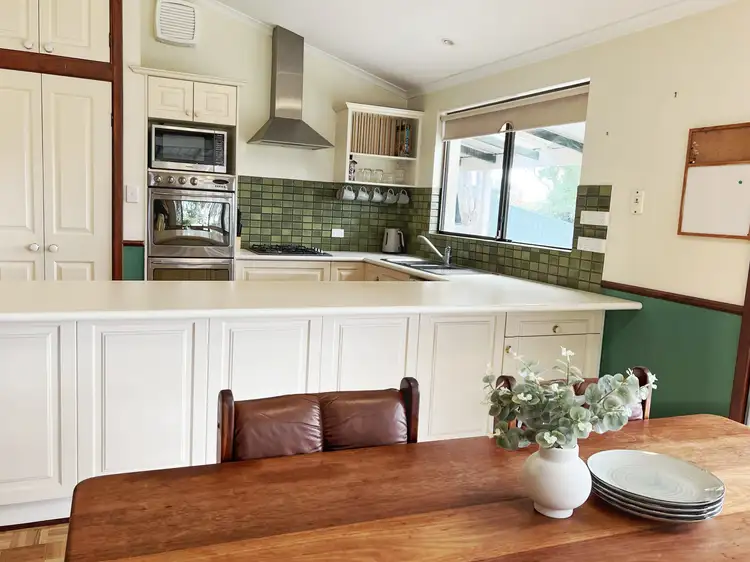 Sixth view of Homely house listing, 1 Koonwarra Close, Lower King WA 6330