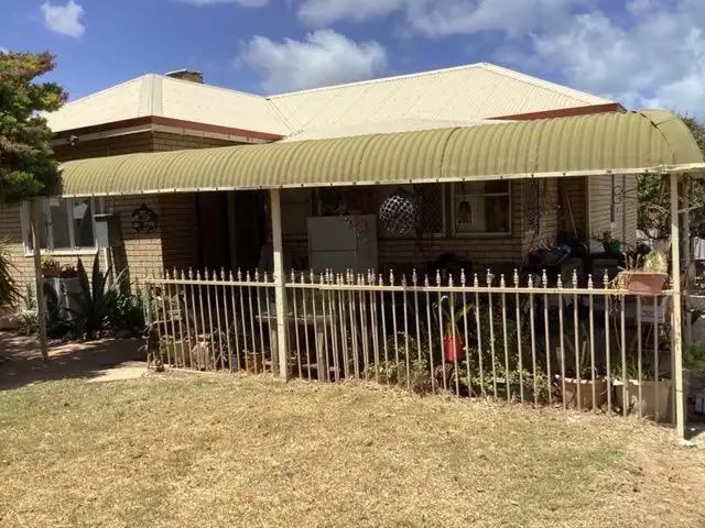 10 Stroud Street, Beachlands WA 6530