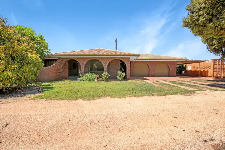4 Benlow Road, Waikerie SA 5330