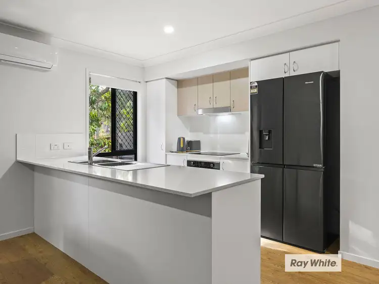 Fourth view of Homely townhouse listing, 2/8 Kokuso Place, Doolandella QLD 4077