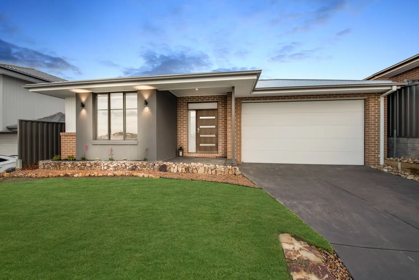 Main view of Homely house listing, 5 Corvara Way, Pakenham VIC 3810