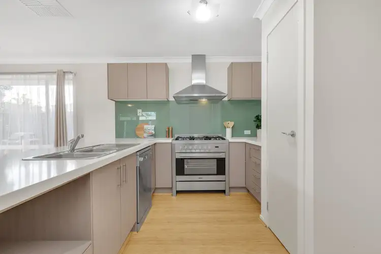 Third view of Homely house listing, 5 Annarosa Court, Werribee VIC 3030