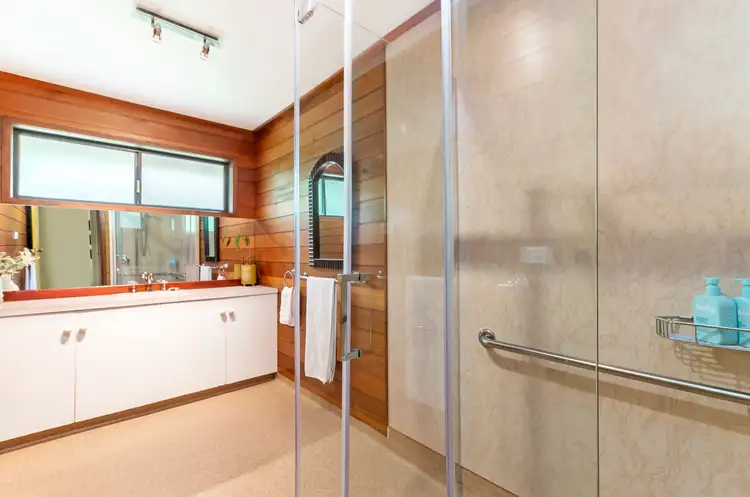 Fifth view of Homely house listing, 6 Edwin Court, Warrnambool VIC 3280