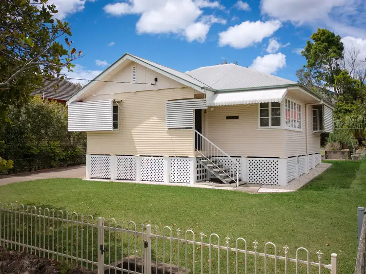 84 Layard Street, Holland Park QLD 4121