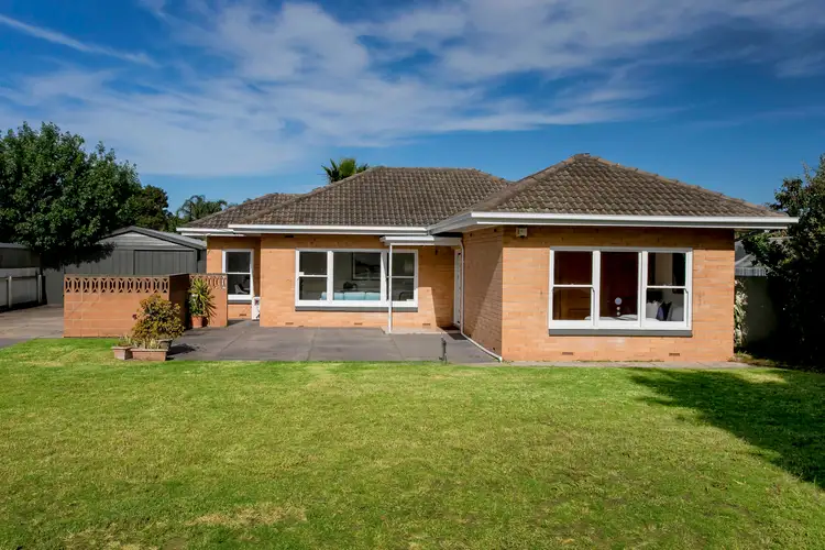 5 McMurtrie Place, Seaton SA 5023