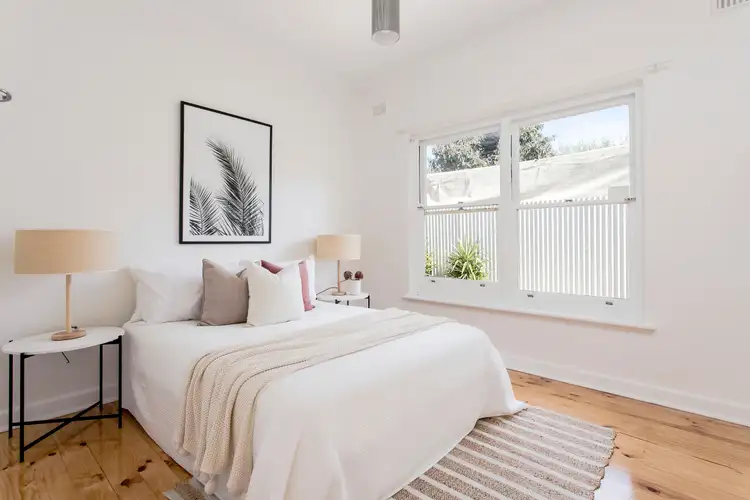 Sixth view of Homely house listing, 5 McMurtrie Place, Seaton SA 5023