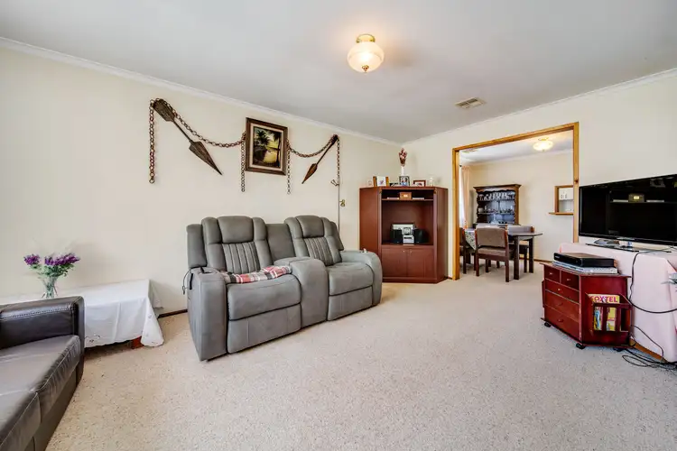 Fourth view of Homely house listing, 4 Lowe Court, Charnwood ACT 2615