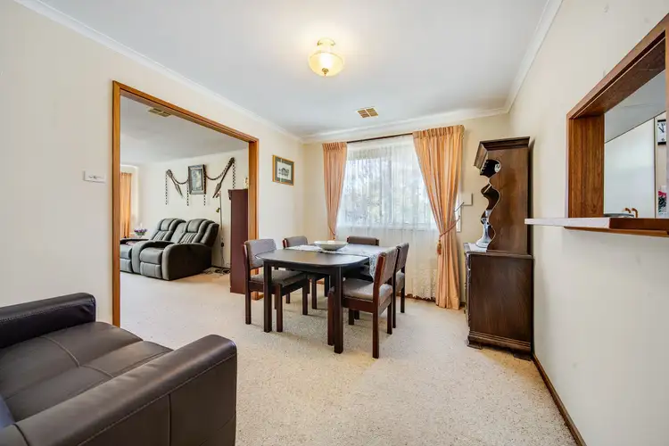 Sixth view of Homely house listing, 4 Lowe Court, Charnwood ACT 2615