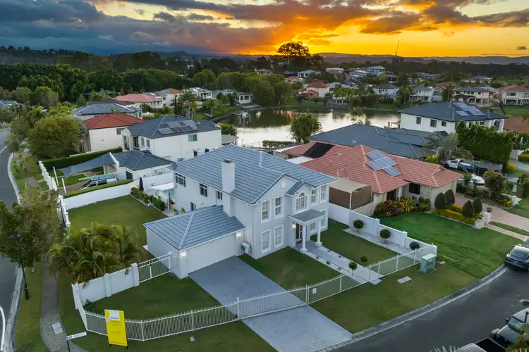 2 Crozet Court, Burleigh Waters QLD 4220