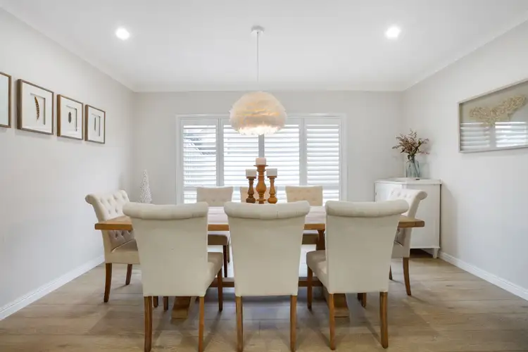 Fifth view of Homely house listing, 2 Crozet Court, Burleigh Waters QLD 4220