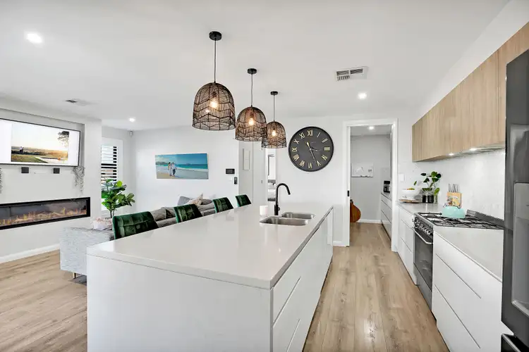 Sixth view of Homely house listing, 1 Torumba Circuit, Silverdale NSW 2752