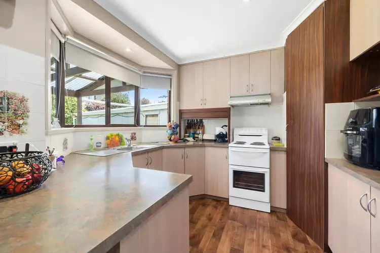 Fifth view of Homely house listing, 8 Bradby Avenue, Mount Clear VIC 3350